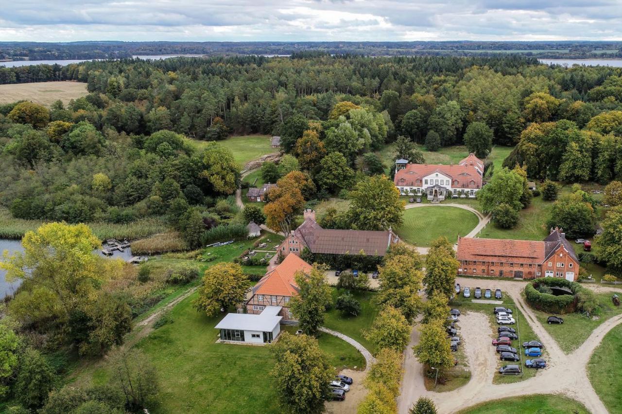 Gut Gross Zecher - Ferienzimmer Seedorf  Exteriér fotografie